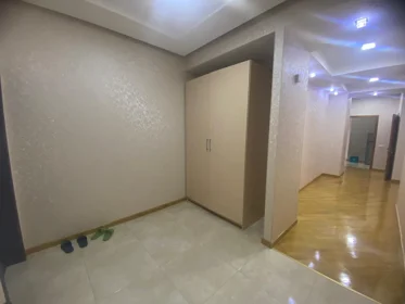 Kirayə 2 otaq mənzil 80m² , Bakı , Yasamal 