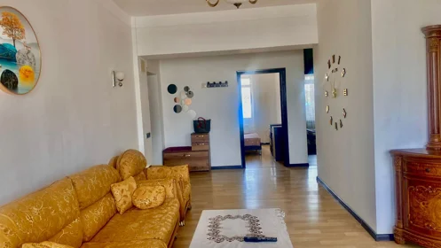 Kirayə 3 otaq mənzil 92m² , Bakı , Xətai 