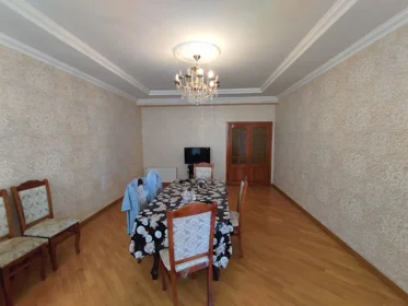 Kirayə 3 otaq mənzil 120m² , Bakı , Nizami , 8-ci kilometr