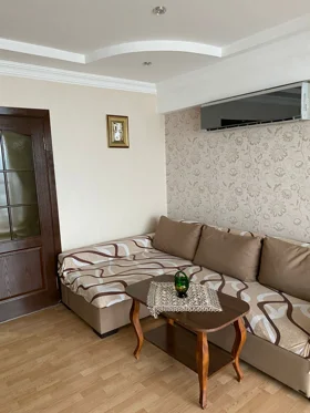 Kirayə 3 otaq mənzil 120m² , Bakı , Nəsimi 