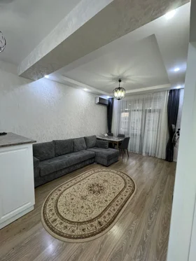 Kirayə 2 otaq mənzil 80m² , Bakı , Nizami 