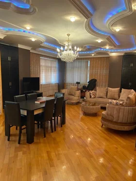 Kirayə 3 otaq mənzil 145m² , Bakı , Nəsimi 