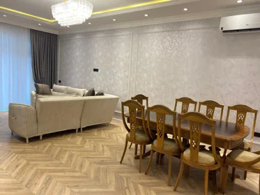 Kirayə 2 otaq mənzil 110m² , Bakı , Yasamal 