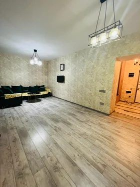 Kirayə 3 otaq mənzil 109m² , Bakı , Yasamal 