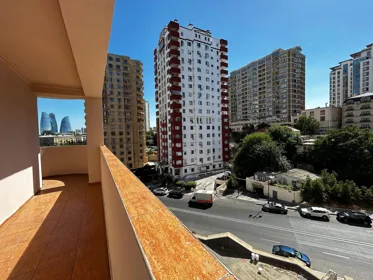 Kirayə 4 otaq mənzil 120m² , Bakı , Yasamal 