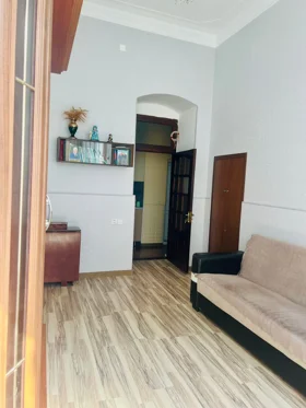 Kirayə 3 otaq ofis 50m² , Bakı , Yasamal , Yasamal