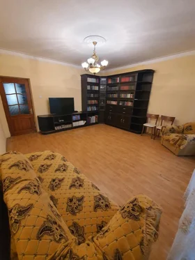 Kirayə 3 otaq mənzil 70m² , Bakı , Səbail 