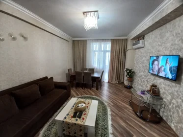 Kirayə 2 otaq mənzil 82m² , Bakı , Xətai , Əhmədli