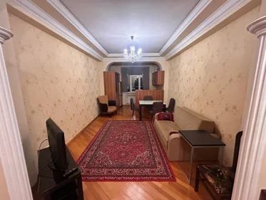 Kirayə 2 otaq mənzil 80m² , Bakı , Nərimanov 