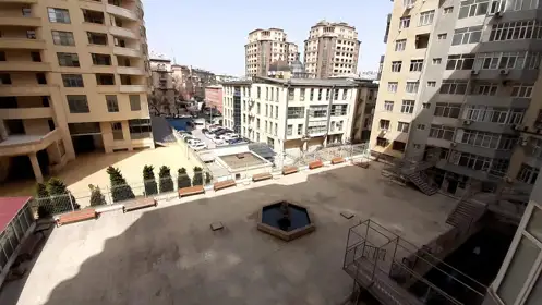 Kirayə 4 otaq mənzil 200m² , Bakı , Yasamal 