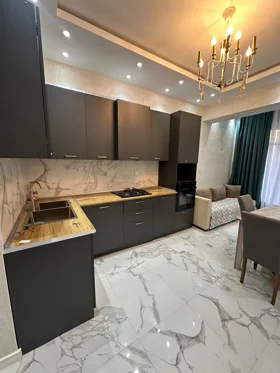 Kirayə 2 otaq mənzil 70m² , Bakı , Nərimanov 