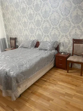 Kirayə 2 otaq mənzil 70m² , Bakı , Səbail 