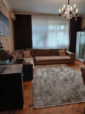 Kirayə 3 otaq mənzil 82m² , Bakı , Yasamal , Yasamal