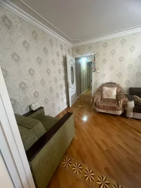 Kirayə 2 otaq mənzil 70m² , Bakı , Nizami 