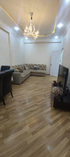 Kirayə 2 otaq mənzil 45m² , Bakı , Nizami 