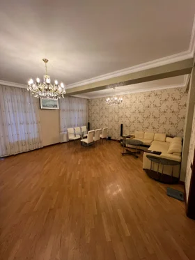 Kirayə 4 otaq mənzil 180m² , Bakı , Nəsimi 