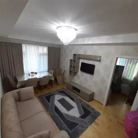 Kirayə 2 otaq mənzil 50m² , Bakı , Nizami 