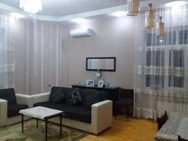 Kirayə 6 otaq bağ evi 270m² , Bakı , Abşeron , Mehdiabad