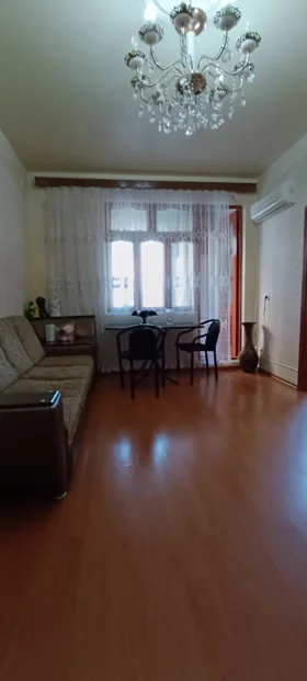 Kirayə 1 otaq mənzil 42m² , Bakı , Nəsimi , 4-cü mikrorayon