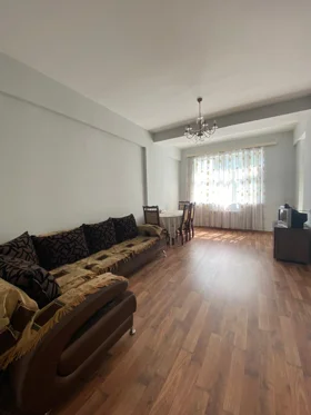 Kirayə 3 otaq mənzil 133m² , Bakı , Xətai 