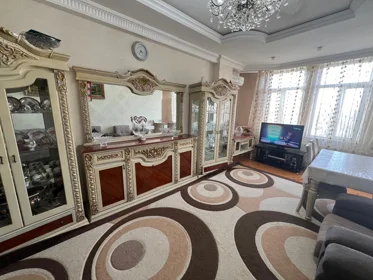 Kirayə 3 otaq mənzil 87m² , Bakı , Yasamal , Yasamal