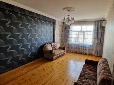 Kirayə 2 otaq mənzil 91m² , Bakı , Nizami 