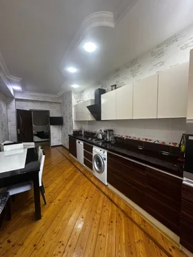 Kirayə 4 otaq mənzil 192m² , Bakı , Nəsimi , 3-cü mikrorayon