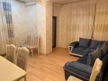 Kirayə 3 otaq mənzil 130m² , Bakı , Nəsimi 