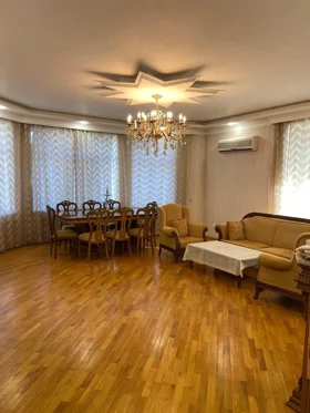 Kirayə 4 otaq mənzil 220m² , Bakı , Nərimanov 