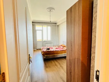 Kirayə 2 otaq mənzil 60m² , Bakı  