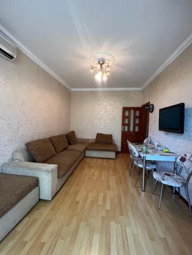 Kirayə 3 otaq mənzil 50m² , Bakı , Yasamal 