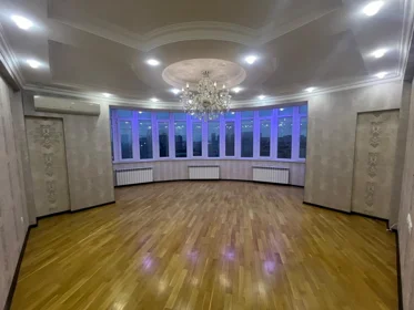 Kirayə 4 otaq mənzil 130m² , Bakı , Binəqədi , Rəsulzadə