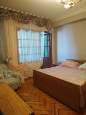 Kirayə 3 otaq mənzil 70m² , Bakı , Binəqədi , 8-ci mikrorayon