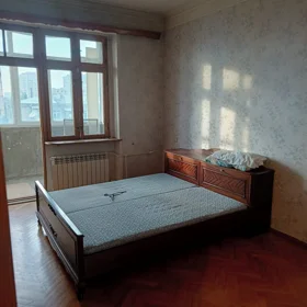 Kirayə 2 otaq mənzil 65m² , Bakı , Nərimanov 