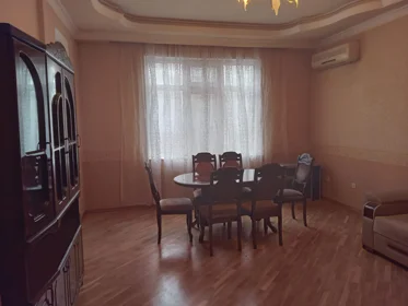 Kirayə 2 otaq mənzil 85m² , Bakı , Nərimanov 