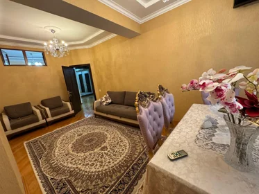 Kirayə 3 otaq mənzil 110m² , Bakı , Yasamal 