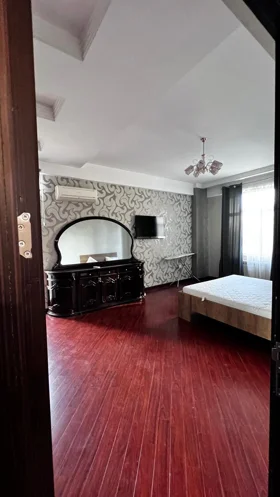 Kirayə 2 otaq mənzil 77m² , Bakı , Nərimanov 