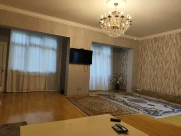 Kirayə 4 otaq mənzil 140m² , Bakı , Binəqədi 