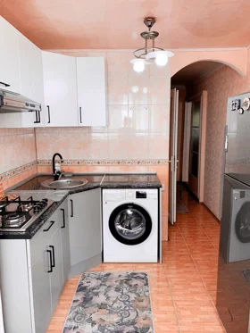 Kirayə 3 otaq mənzil 70m² , Bakı , Nəsimi 