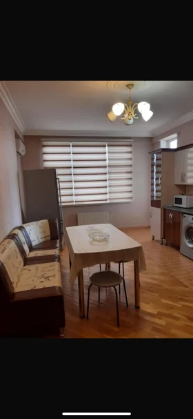 Kirayə 4 otaq mənzil 210m² , Bakı , Yasamal , Yeni Yasamal