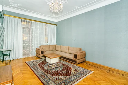 Kirayə 4 otaq mənzil 130m² , Bakı , Səbail 