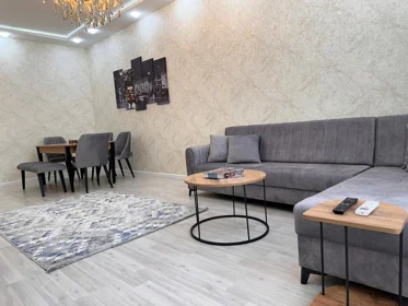 Kirayə 3 otaq mənzil 100m² , Bakı , Nəsimi 