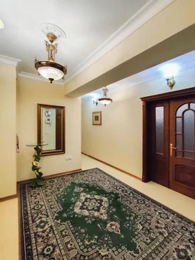 Kirayə 2 otaq mənzil 90m² , Bakı , Nəsimi 