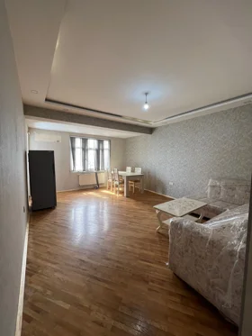 Kirayə 3 otaq mənzil 85m² , Bakı , Xətai , Həzi Aslanov