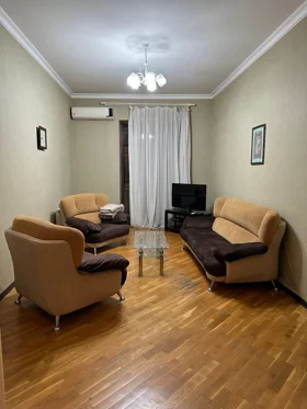 Kirayə 2 otaq mənzil 70m² , Bakı , Səbail 