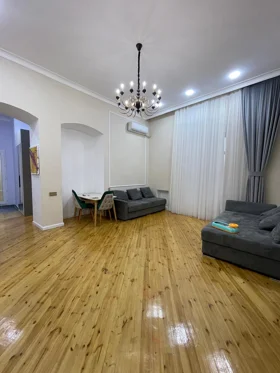 Kirayə 3 otaq mənzil 80m² , Bakı , Səbail 