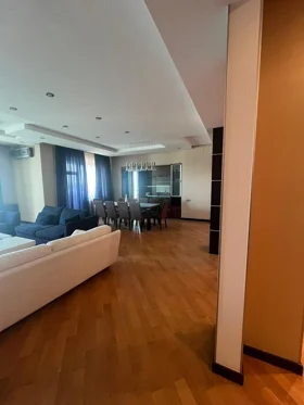 Kirayə 5 otaq mənzil 315m² , Bakı , Nərimanov 