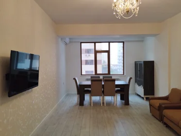 Kirayə 2 otaq mənzil 103m² , Bakı , Yasamal 