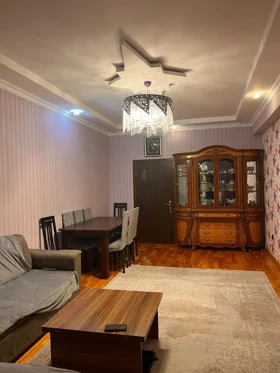 Kirayə 3 otaq mənzil 94m² , Bakı , Xətai , Həzi Aslanov