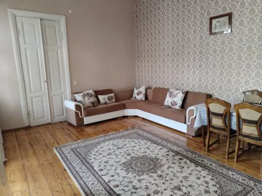 Kirayə 3 otaq mənzil 94m² , Bakı , Səbail 